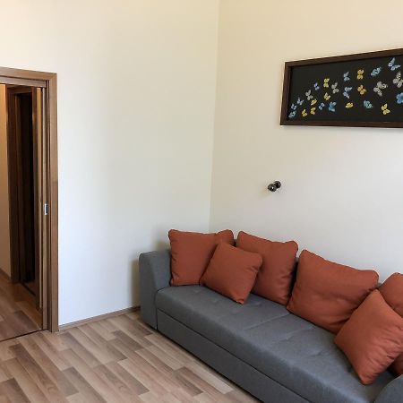 Frank & Fang Apartments บูดาเปสต์ ภายนอก รูปภาพ