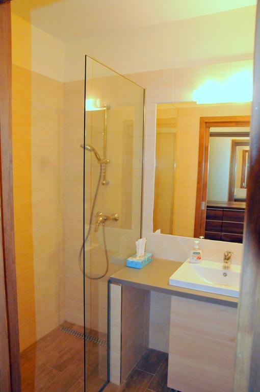 Frank & Fang Apartments บูดาเปสต์ ภายนอก รูปภาพ